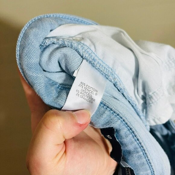 J. Jill Denim Light Wash Authentic Fit Cropped Jeans SZ 6 Cotton Tencel Lyocell - Picture 9 of 9